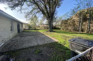 10818 Carlton Dr, Houston, TX 77047 - Photo 14