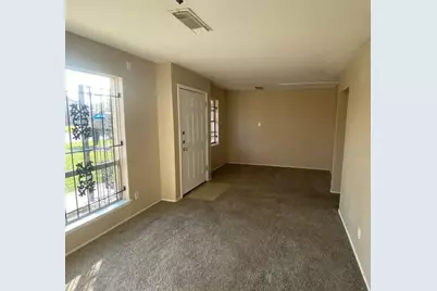 10818 Carlton Drive, Houston, TX 77047 - Photo 2