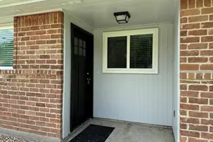 16806 Tibet Rd, Friendswood, TX 77546 - Photo 2