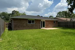 16806 Tibet Rd, Friendswood, TX 77546 - Photo 20