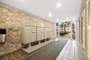 355 N Post Oak Ln, Houston, TX 77024 - Photo 6