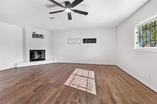 10027 Valley Sun Dr, Houston, TX 77078 - Photo 16