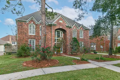 2021 Sandy Coast Circle, League City, TX 77573 - Photo 2