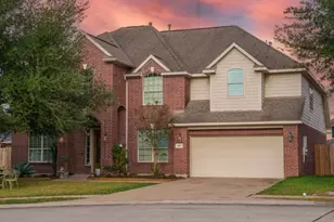 4401 Cypress Meadows Ct, Dickinson, TX 77539 - Photo 1