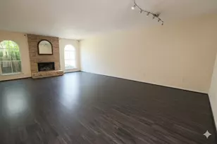 9146 Wilcrest Dr, Houston, TX 77099 - Photo 6