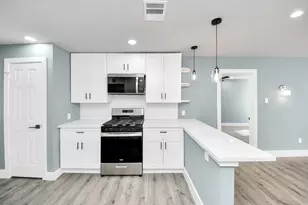 7338 Hurtgen Forest Rd, Houston, TX 77033 - Photo 4