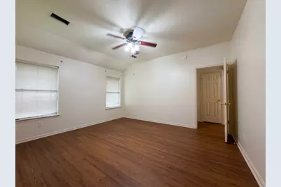 2710 Glen Cullen Lane, Pearland, TX 77584 - Photo 14