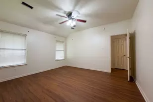 2710 Glencullen Ln, Pearland, TX 77584 - Photo 14