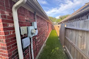 11502 Cecil Summers Way, Houston, TX 77089 - Photo 16