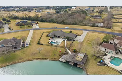 422 Lago Circle Drive N, Santa Fe, TX 77517 - Photo 12