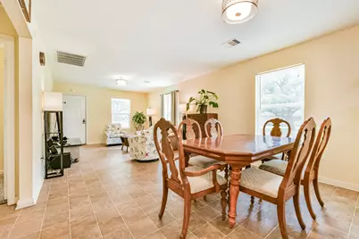 207 Oakridge Drive, Hitchcock, TX 77563 - Photo 8