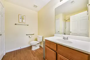 207 Oakridge Dr, Hitchcock, TX 77563 - Photo 16