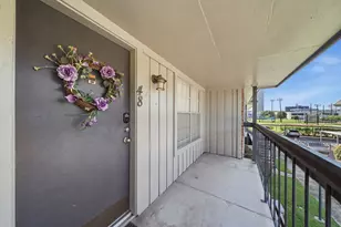 1223 Augusta Dr, Houston, TX 77057 - Photo 2