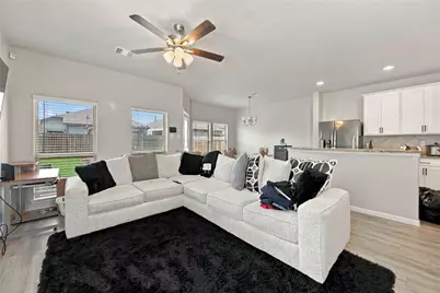 13308 Colby Meadow Drive, Houston, TX 77048 - Photo 2