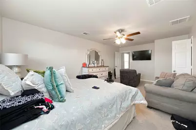 13308 Colby Meadow Drive, Houston, TX 77048 - Photo 8
