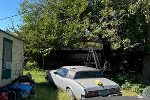 629 W Walker St, Denison, TX 75020 - Photo 8