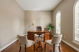 103 Medford Ct, Sugar Land, TX 77478 - Photo 12