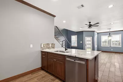 2410 Engeling, Rosenberg, TX 77471 - Photo 16