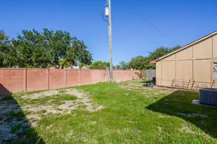 16518 Monte Carlo Ln, Houston, TX 77053 - Photo 28