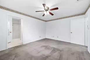 720 S Remington Dr, Angleton, TX 77515 - Photo 20
