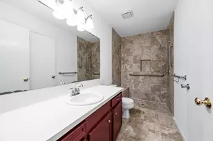 720 S Remington Dr, Angleton, TX 77515 - Photo 16