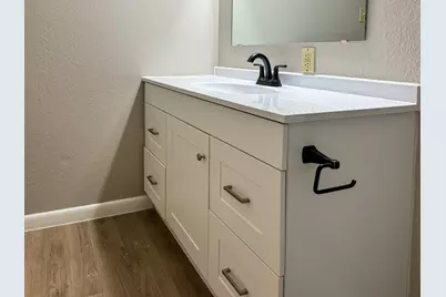 2101 6th Avenue N #7, Texas City, TX 77590 - Photo 14