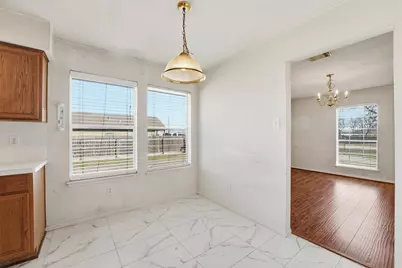 3901 22nd Street N, Texas City, TX 77590 - Photo 10