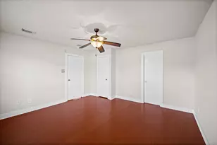 3739 E Traditions Ct, Houston, TX 77082 - Photo 12
