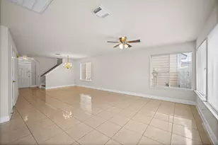 3739 E Traditions Ct, Houston, TX 77082 - Photo 6