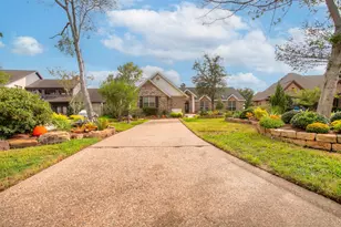 12092 Sagittarius Dr E, Willis, TX 77318 - Photo 38