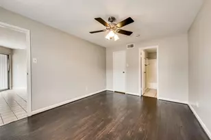 8787 Brae Acres Rd, Houston, TX 77074 - Photo 8