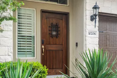 10206 Spring Shadows Park Circle, Houston, TX 77080 - Photo 4