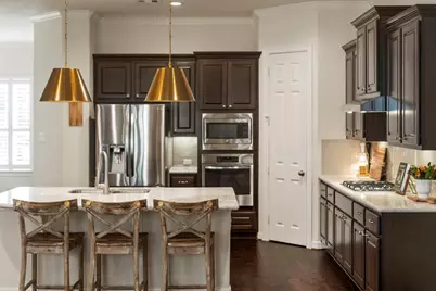 10206 Spring Shadows Park Circle, Houston, TX 77080 - Photo 12