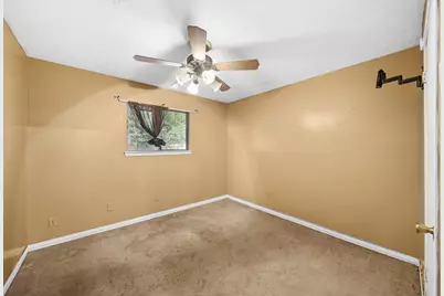 10119 Stonemont Road, La Porte, TX 77571 - Photo 14