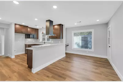 1403 S Chappell Hill Street, Brenham, TX 77833 - Photo 12