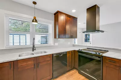 1403 S Chappell Hill Street, Brenham, TX 77833 - Photo 14