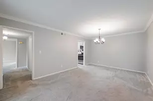 656 S Ripple Creek Dr, Houston, TX 77057 - Photo 8