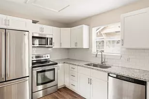 3822 Lila St, Houston, TX 77026 - Photo 8