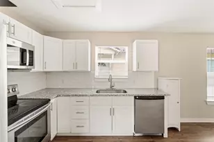 3822 Lila St, Houston, TX 77026 - Photo 10