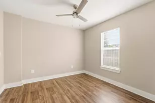 3822 Lila St, Houston, TX 77026 - Photo 16