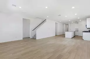 615 Yaupon Holly Dr, Rosenberg, TX 77471 - Photo 8