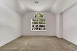 1038 Trapper Hill Dr, Houston, TX 77077 - Photo 50
