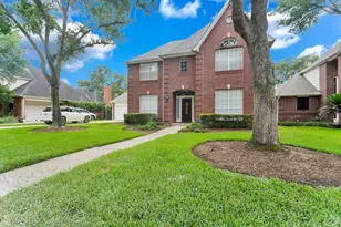 1038 Trapper Hill Dr, Houston, TX 77077 - Photo 2