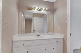 1038 Trapper Hill Dr, Houston, TX 77077 - Photo 48