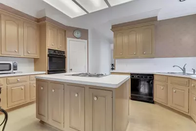 1038 Trapper Hill Drive, Houston, TX 77077 - Photo 10