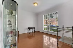 1038 Trapper Hill Dr, Houston, TX 77077 - Photo 4