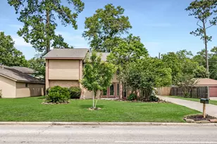 706 S Diamondhead Blvd, Crosby, TX 77532 - Photo 1