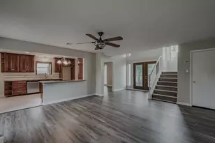706 S Diamondhead Blvd, Crosby, TX 77532 - Photo 6