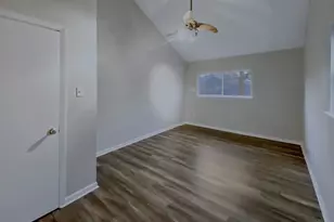 706 S Diamondhead Blvd, Crosby, TX 77532 - Photo 20