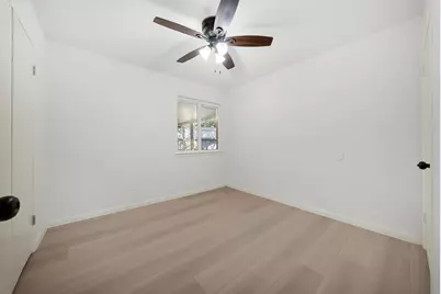 1910 Brushy Creek Drive, Sugar Land, TX 77478 - Photo 26